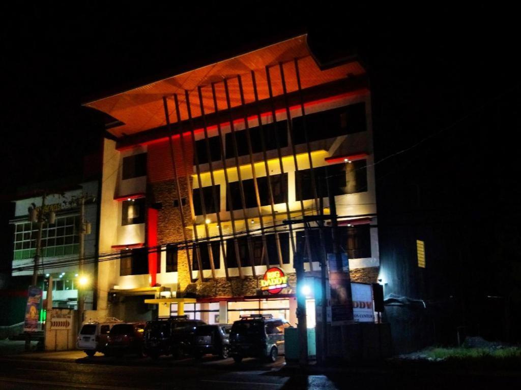 บิ๊ก แดดดี้ โฮเต็ล แอนด์ คอนเวนชั่น เซ็นเตอร์ Hotel Butuan City ภายนอก รูปภาพ