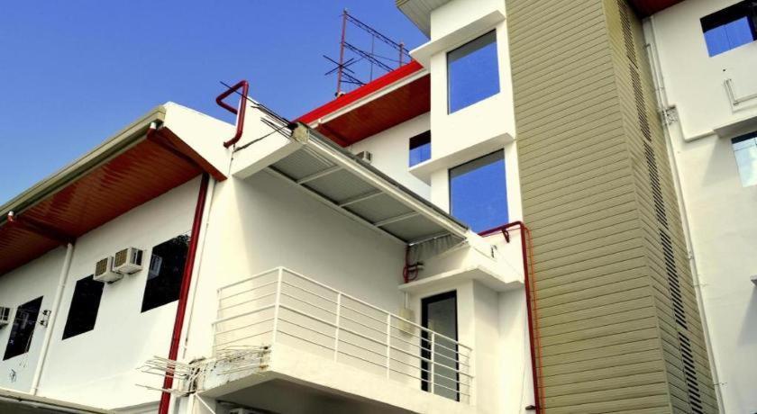 บิ๊ก แดดดี้ โฮเต็ล แอนด์ คอนเวนชั่น เซ็นเตอร์ Hotel Butuan City ภายนอก รูปภาพ