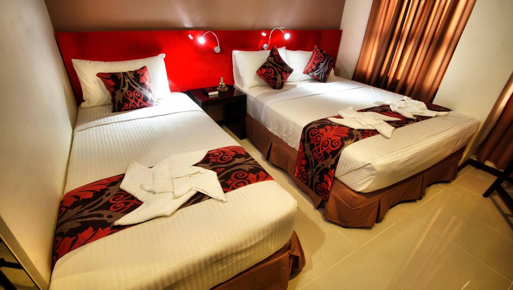 บิ๊ก แดดดี้ โฮเต็ล แอนด์ คอนเวนชั่น เซ็นเตอร์ Hotel Butuan City ภายนอก รูปภาพ